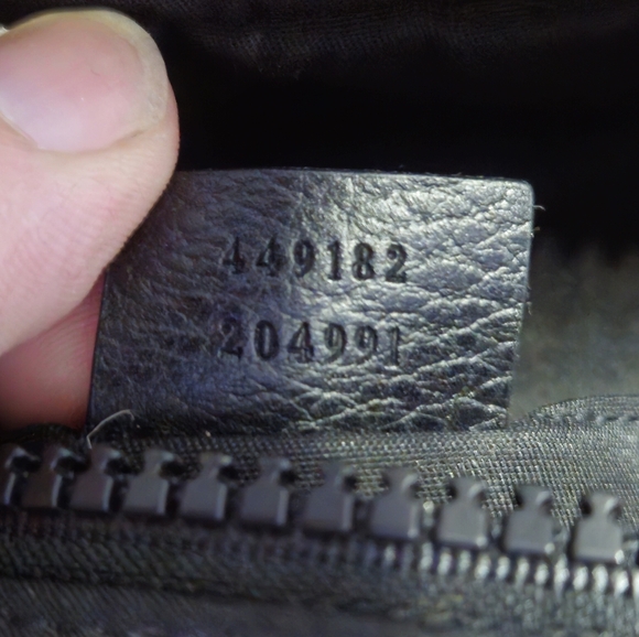 Black Gucci Monogram Patterned Belt Bag - Picture 4 of 5